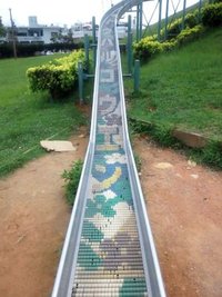 息子を連れて北谷の公園へ