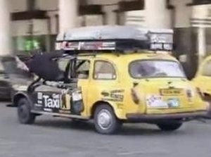 タクシーで世界一周、運賃はいくらかかる？