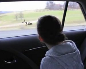 これが未来の車窓! トヨタが開発中の窓がスゴイ