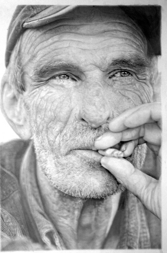 チョークと黒鉛だけで描かれた写真のようなリアルな絵画