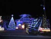 見物客3000人!! 自宅のイルミネーションに