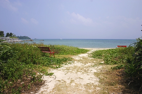 名嘉间海滨