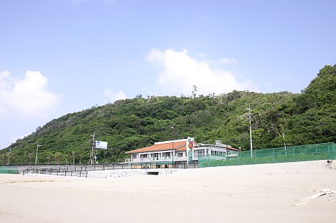 大宜味道站前的海滨