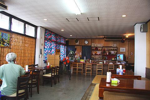 りょうげん 店内