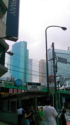 まだまだ梅雨の…