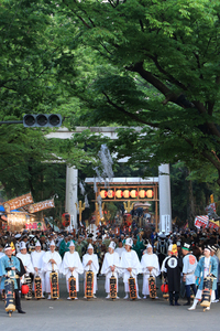 2013くらやみ祭り「神輿渡御」１
