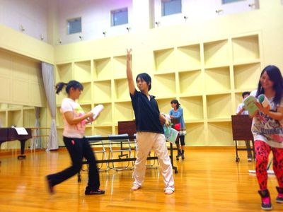 「注文の多い美容室」立ち稽古に入りました♪