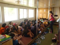 海を渡って社会科見学へ!