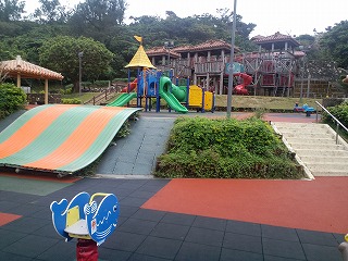 沖縄 浦添大公園 当山の石畳 ローラースライダー 展望台 夜景 散策 石畳 風情 北谷 ホテル コンドミニアム ロングステイ 長期滞在 マンスリー ウィークリー 泊まる 宿泊 リゾートの住人 番頭 サービスアパート