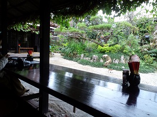 沖縄 琉球茶房 あしびうなぁ 首里城 県立芸術大学 沖縄そば 庭園 琉球王朝 美里御殿 北谷 ホテル コンドミニアム ロングステイ マンスリー 長期滞在 ウィークリー 泊まる 宿泊 リゾートの住人 番頭 サービスアパート