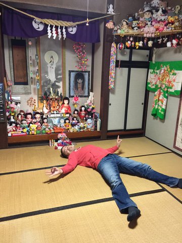 タガマヤ村滞在中。静寂の部屋での至福の瞑想。 タガマヤ村滞在中。静寂の部屋での至福の瞑想。