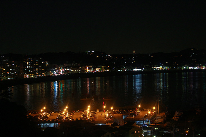 江の島シーキャンドルと夜景