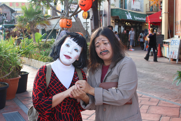 【動画あり】北谷町美浜で「ようかい体操」を踊ってみた【ハロウィン TI-DA Ver.】 【動画あり】北谷町美浜で「ようかい体操」を踊ってみた【ハロウィン TI-DA Ver.】