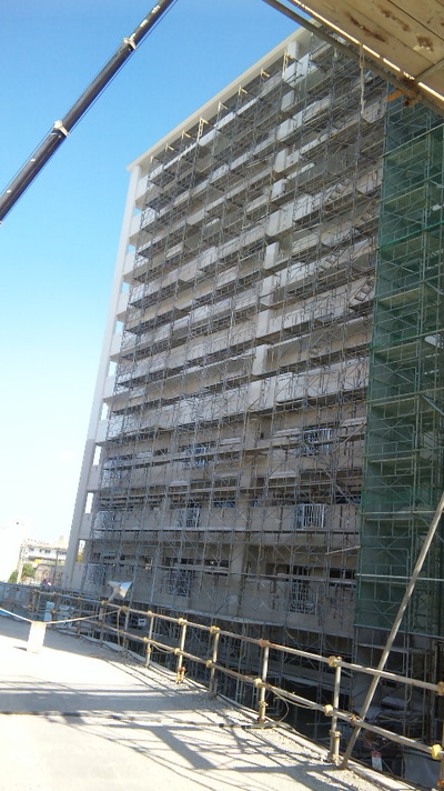 宇栄原市営住宅の塗装ほぼ完了