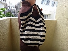 レース糸のボーダーバッグ