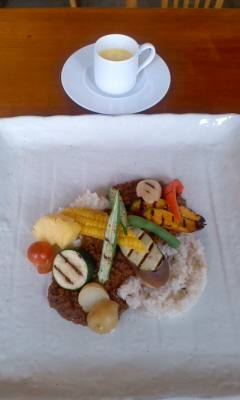 Dining Bar8(ダイニングバーエイト)