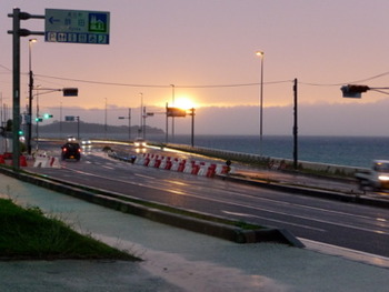 台風の終わりに夕日が見えた!