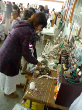 出店募集中!選挙の後にも前にも名護手作り市は近いですよ。