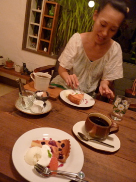 ブッチュなカフェ?