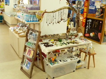 ゆらゆら動く糸満ゆらり市中止にならなかったそのわけとは、