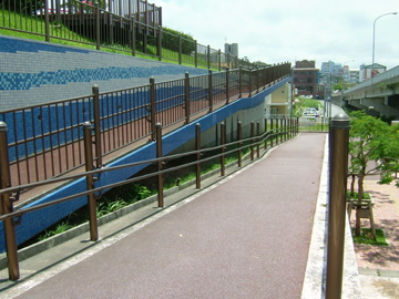 海軍豪公園にて