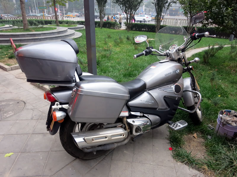 北京の鉄馬乗りを応援したい。厳しさが増す北京のバイク事情