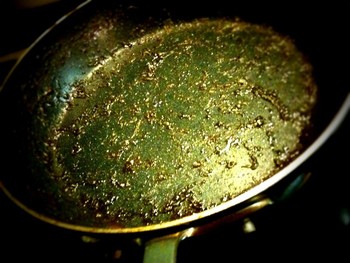 牡蠣のごま油漬け