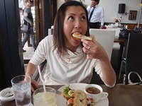 女子ランチ。 2011/03/05 17:33:24