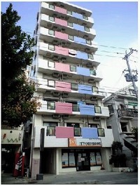 那覇市壷川１ルーム_３，９万の物件