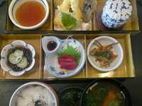 娘とランチ 2011/06/17 23:43:42