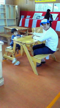 刑務所のバザーに行きました！ 2009/12/16 14:38:28