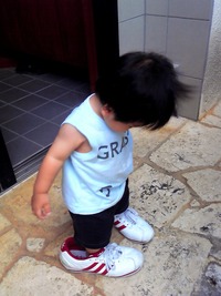 おとさんの靴でお出掛けです♪ 2009/07/09 10:34:28