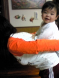 ママがおんぶしてくれて・・・ 2009/02/18 09:00:00