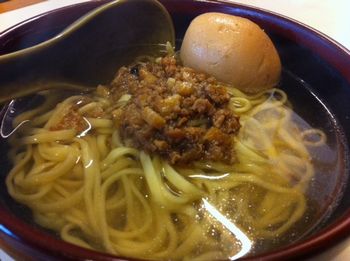 那覇で気軽に本格的台湾屋台料理が楽しめる「旺來」さん