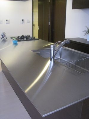 キッチンの材料 ステンレス天板 ｃａｓａ オーダーキッチン オーダー家具