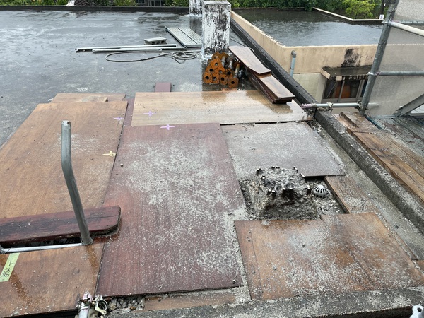 【CSハウジング】名護市仲尾U様　貯水タンク架台撤去工事