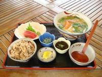 ランチ食事紹介