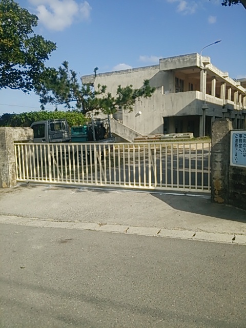 市立大浜小学校門扉修繕