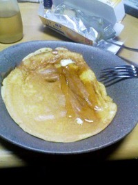 今日の朝飯はホットケーキ。 2010/01/20 19:29:53