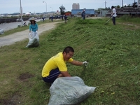 清掃活動 in　浜川漁港 2010/06/09 15:18:23