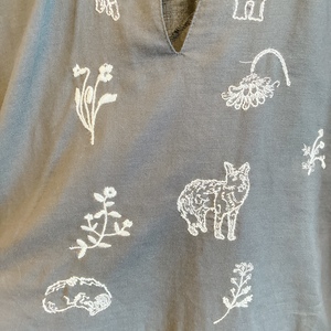 Favori:⚘ 白鳥とキツネの刺繍ワンピース ⚘