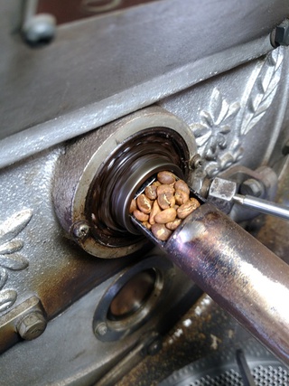 焙煎機の掃除