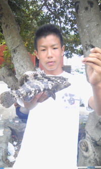 遊び釣り。 2010/10/12 22:37:01