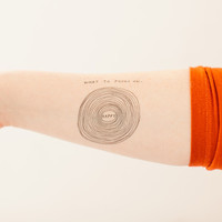 ☆ポップでカラフルなタトゥーシール「TATTLY」