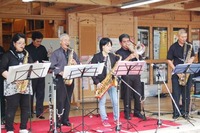 にぎわい広場　ライブ＆マーケット