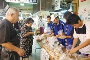 仲井間中の生徒ががんばってます！