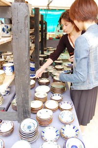 壷屋陶器まつり開催中