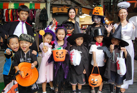 平和通りハロウィン大盛況でした♪
