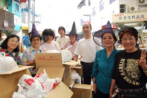 平和通りハロウィン大盛況でした♪