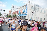 NAHAマラソン08　国際通りの模様